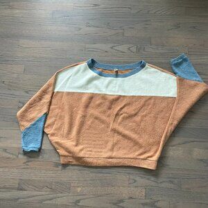 Embrace Cozy Elegance with Free People Fleece Sweatshirt Size SP (see notes)